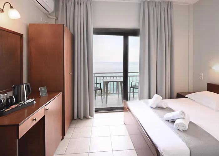 Anesis Отель 2*